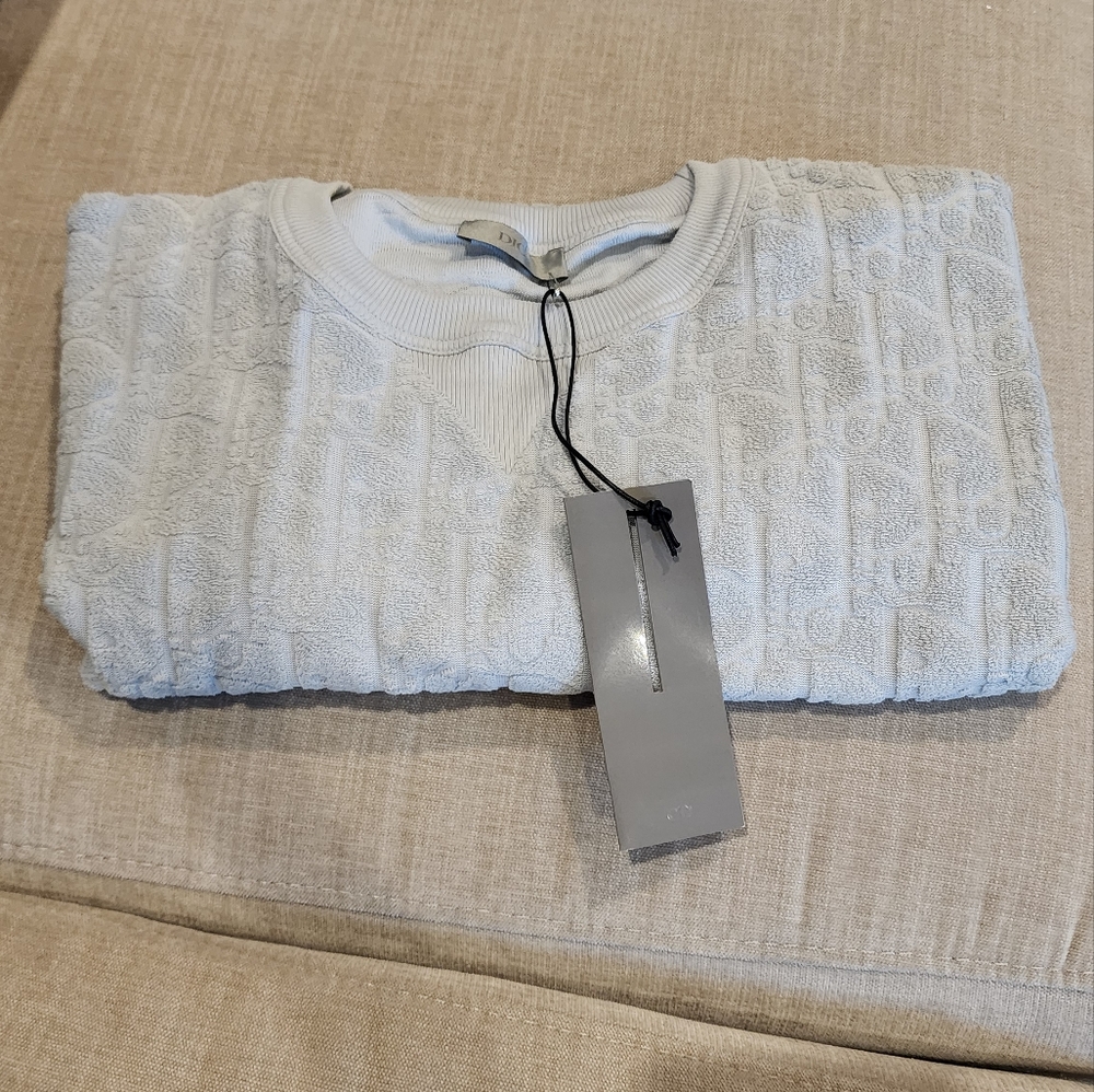 Dior small mens sweater shirt 👕